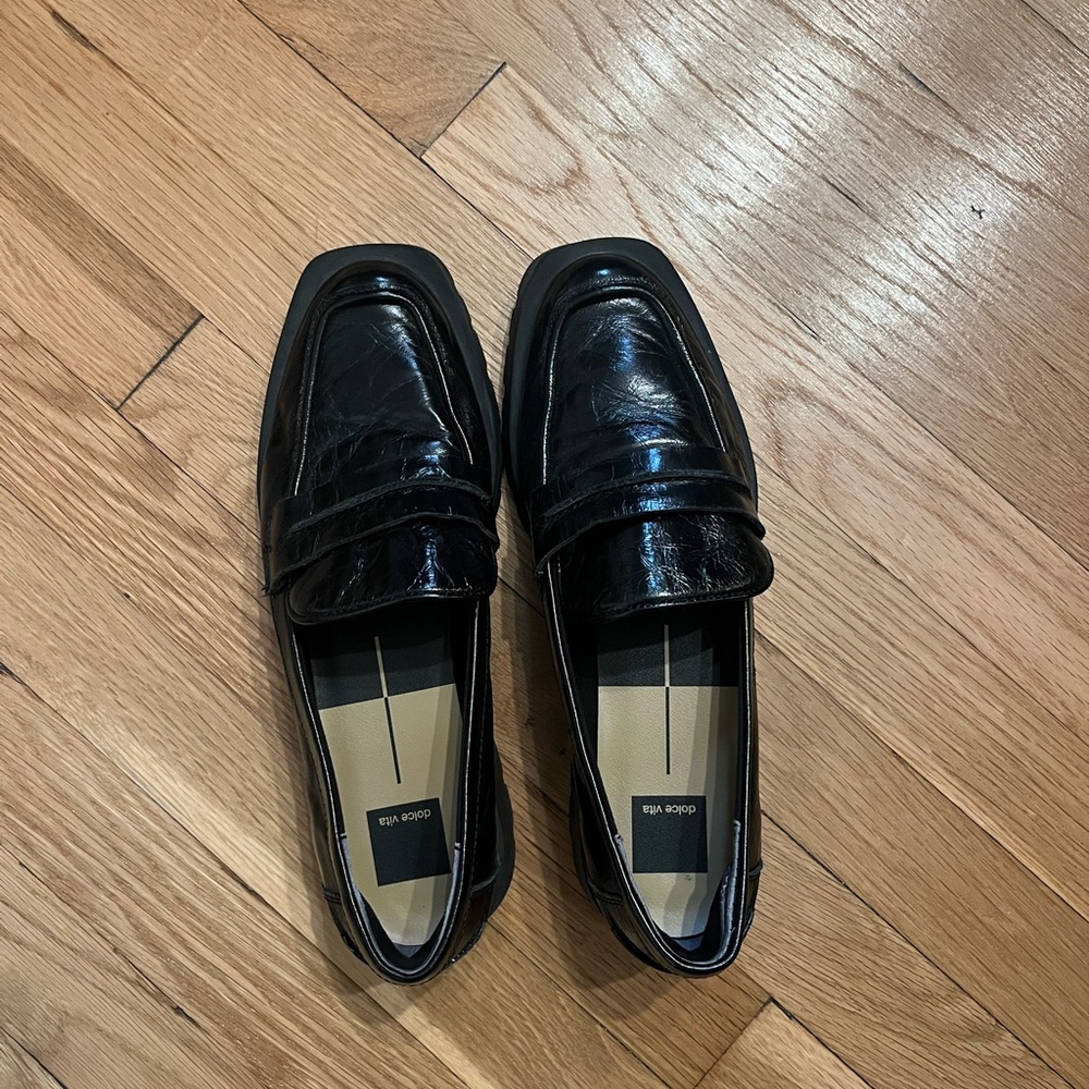 Dolce Vita Black Women's Loafers - Picture 2 of 6